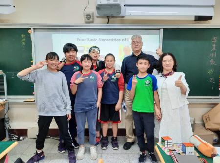 大手牽小手 — 大使赴偏鄉小學 英文國際一起來